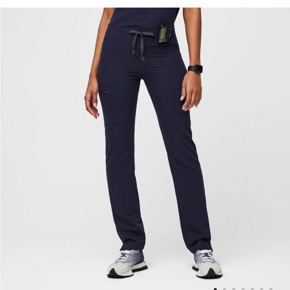 FIGS Yola Scrub Pant - Navy Blue- Size XS